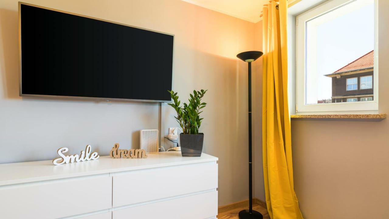 62sqm 2 bedroom, 1 private bathroom Apartament in Suburbiile Vechi Gdańsk Exterior foto